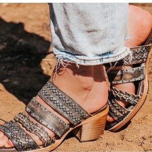 Freebird Black and Brown Strappy Sandals